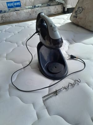 BATEDEIRA ELÉTRICA PORTÁTIL