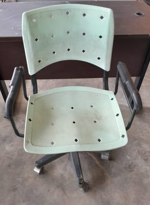 CADEIRA VERDE
