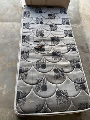 COLCHÃO DE SOLTEIRO