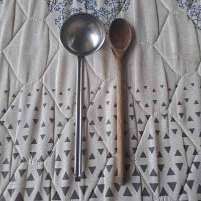 CONCHA E COLHER DE PAU